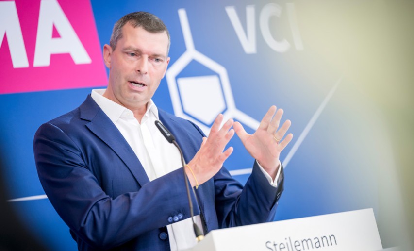 VCI-Präsident Markus Steilemann beantwortete die Fragen der Presse. © Thomas Lohnes